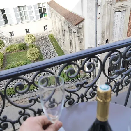 Appartamento Le Secret De Louise Épernay Esterno foto